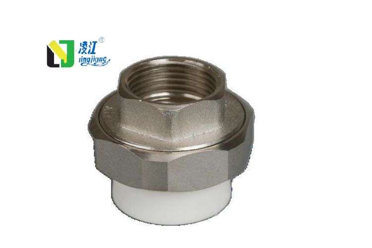 PE管件內(nèi)絲活接